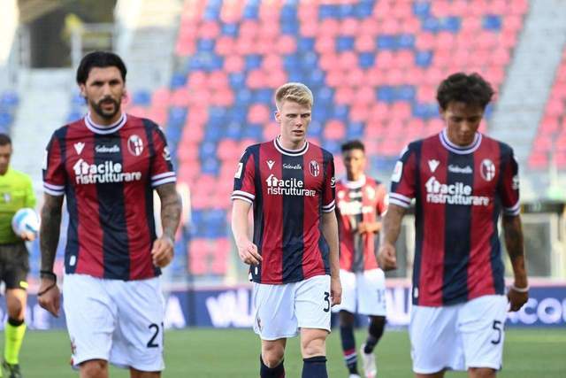 姜伟泽一战创2项纪录 助攻新高三分球追平孙军