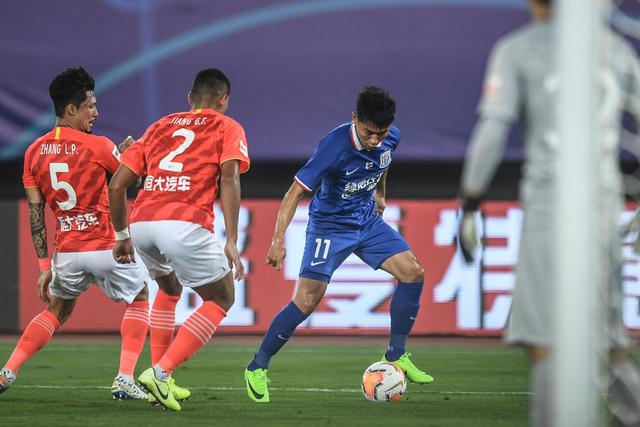 广厦队公告：赵岩昊肋骨骨折 预计将休战4-6周