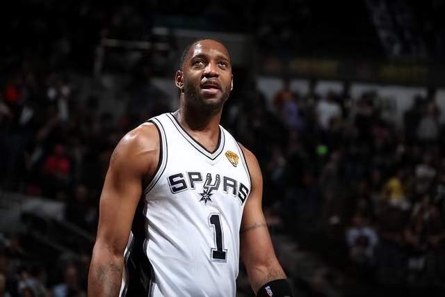 杨瀚森32+12青岛力克北控 卡巴21分江苏负深圳